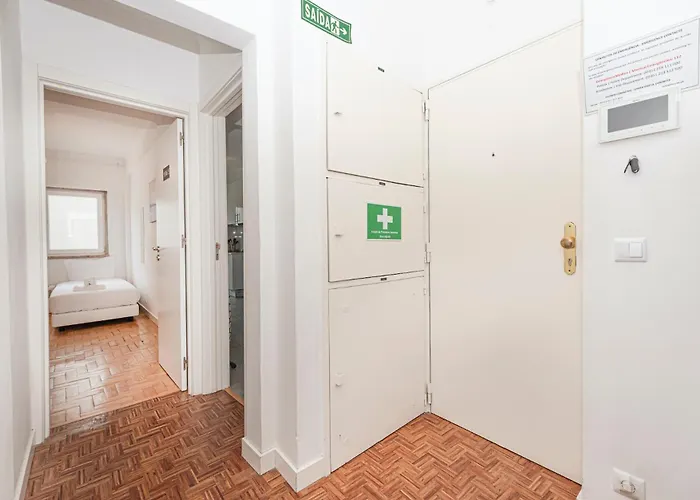 Apartment Houze Spacious Near Marques De Pombal *